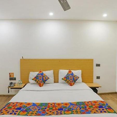 Fabhotel F9 Sector 58 Noida Luaran gambar