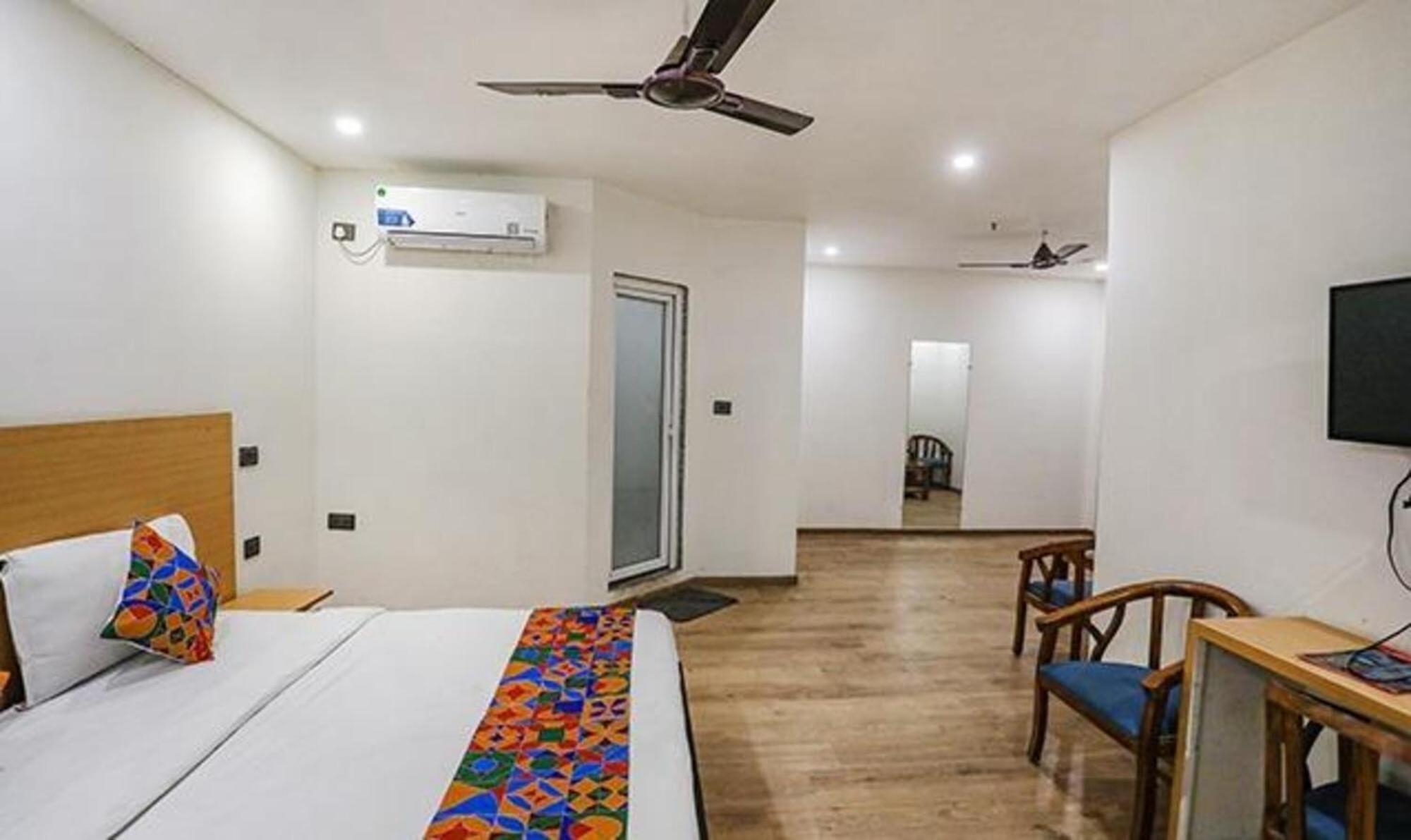 Fabhotel F9 Sector 58 Noida Luaran gambar
