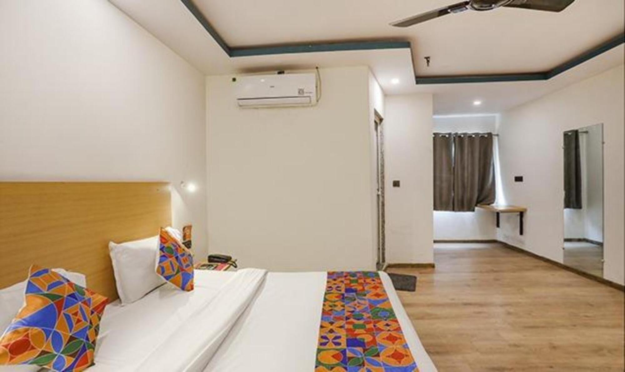 Fabhotel F9 Sector 58 Noida Luaran gambar